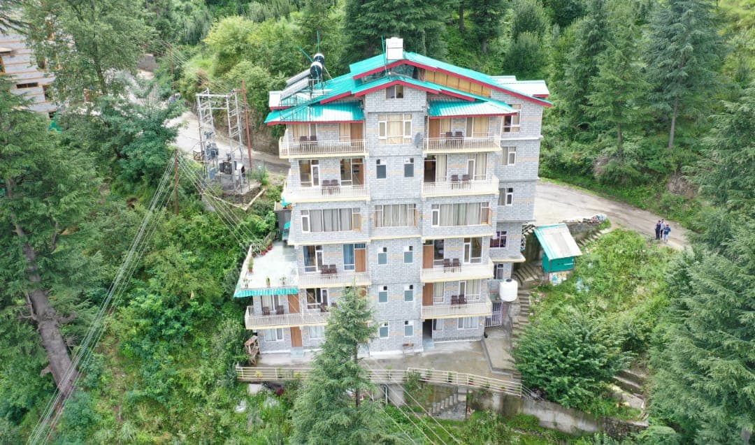 Hotel High Q photo 2