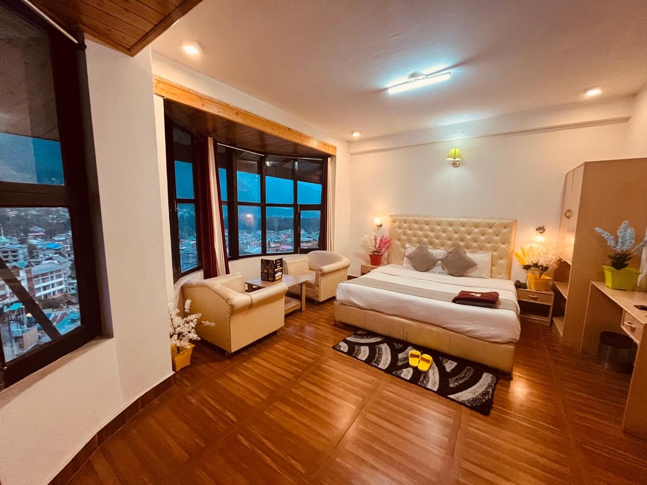 Hotel Hidimba Palace photo 2